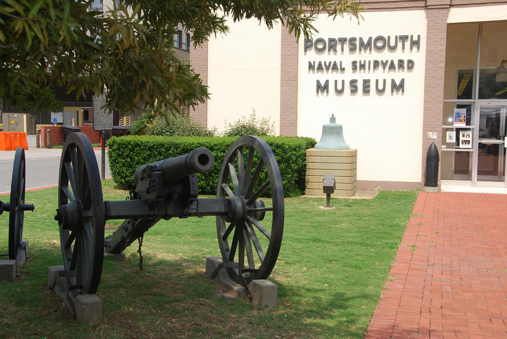 The Governor Dinwiddie Hotel Portsmouth Exterior foto